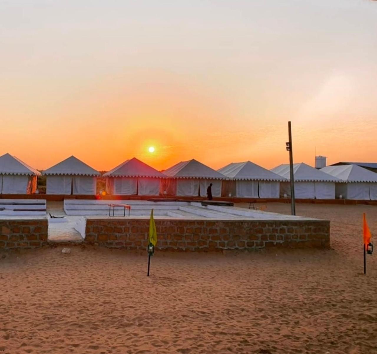 The Saffron Desert Camp Jaisalmer Ngoại thất bức ảnh