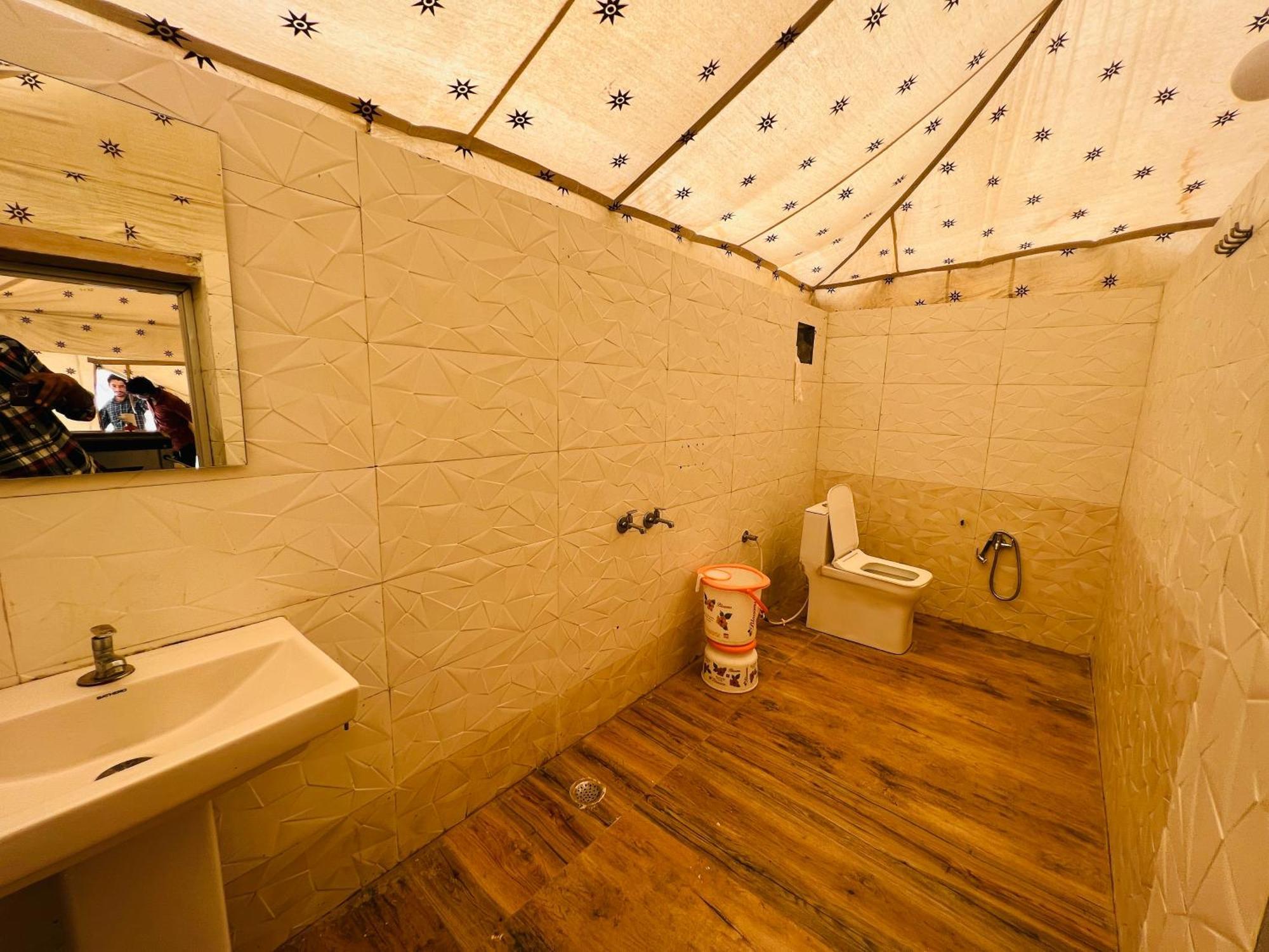 The Saffron Desert Camp Jaisalmer Ngoại thất bức ảnh